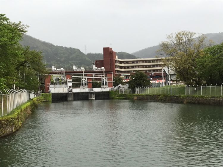 宇治発電所石山制水門